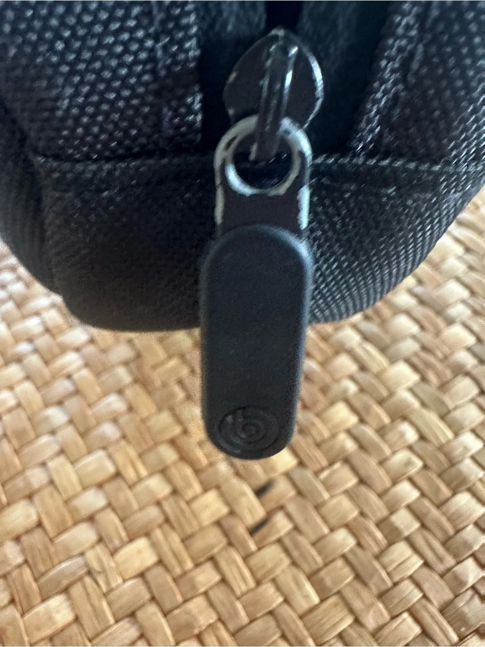 Beats by Dre Black Carry Case